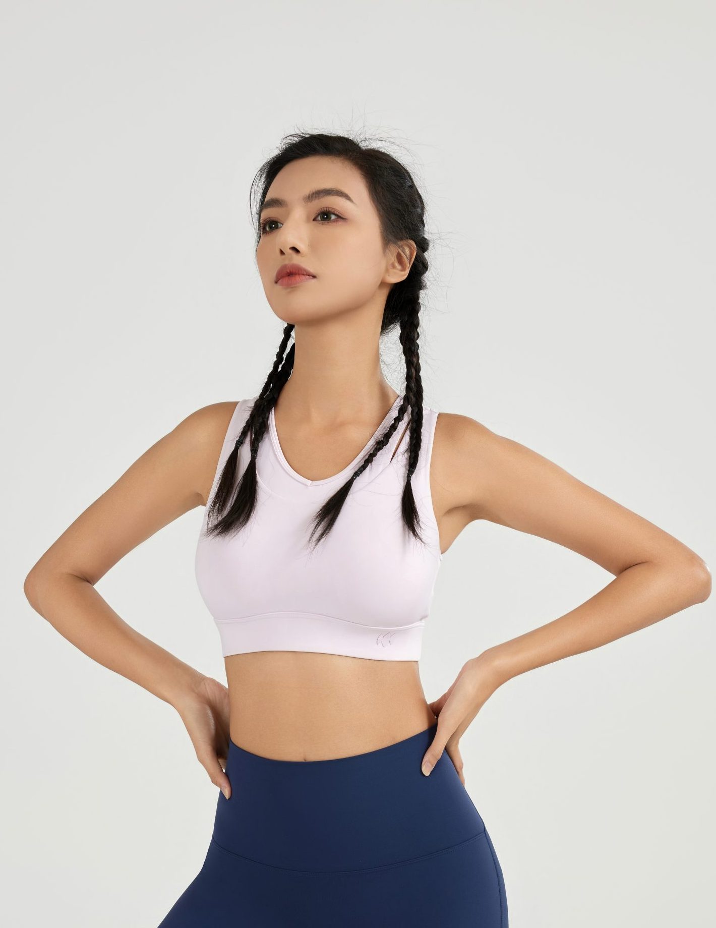 UTPALA V-Neck Workout Bra High Support